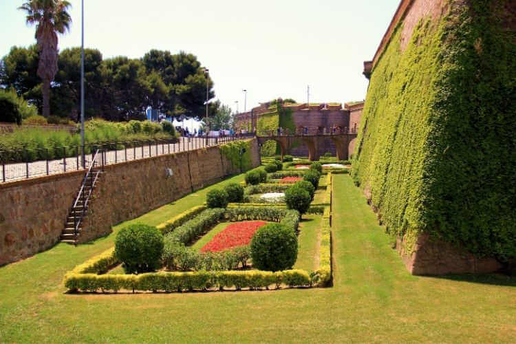 Montjuic Castle Barcelona-Kids Are A Trip