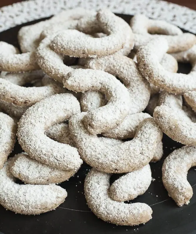 Walnut-Crescent-Cookies