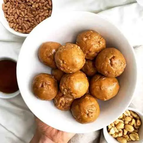 Crunchy Peanut Butter Balls