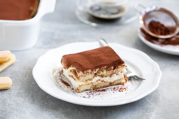 classic-tiramisu-italian-recipe