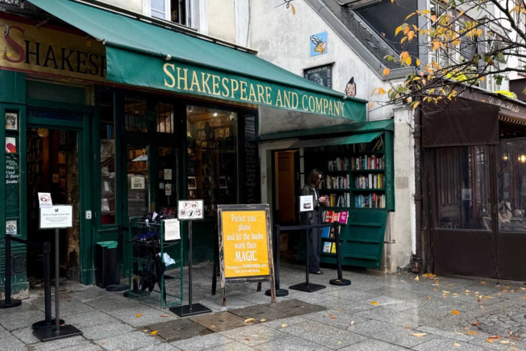 Shakespeare and Company Bookstore Paris