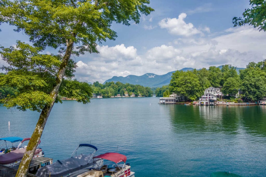 Lake Lure boats
