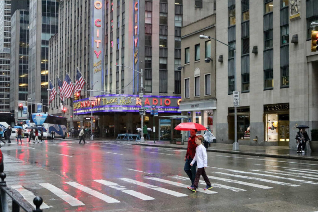 Radio City Music Hall family photos in New York City