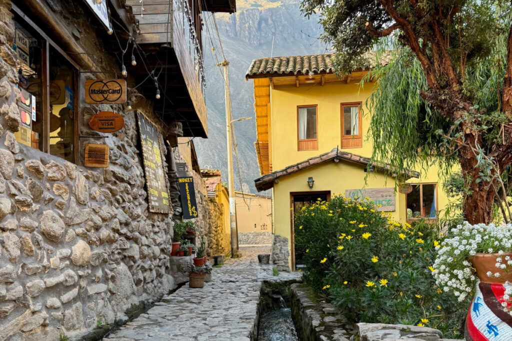 Ollantaytambo Town