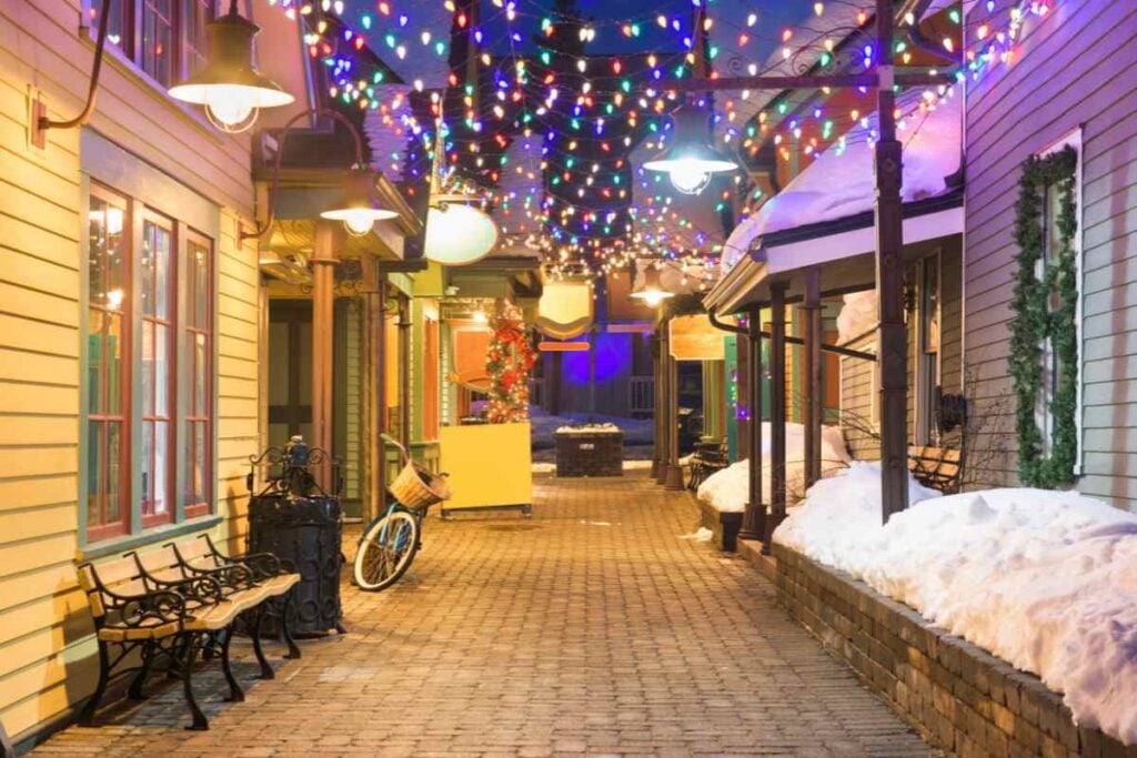 Breckenridge Downtown Streets at night