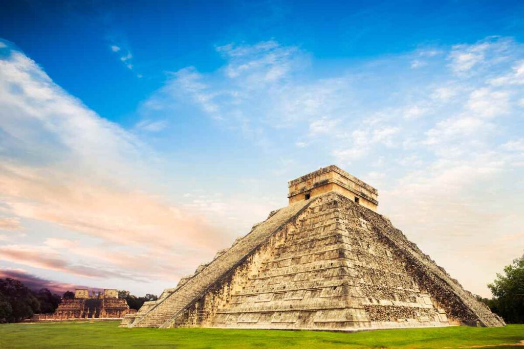 Chichen itza Mexico couples trip