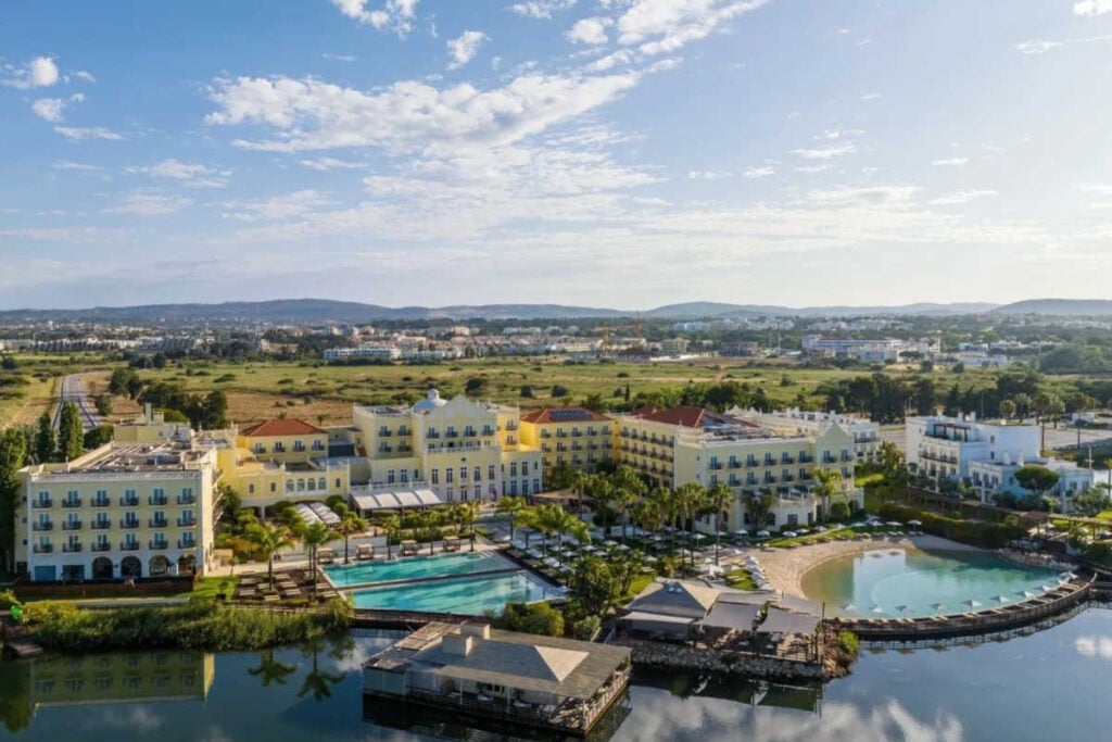 Domes Lake Algarve