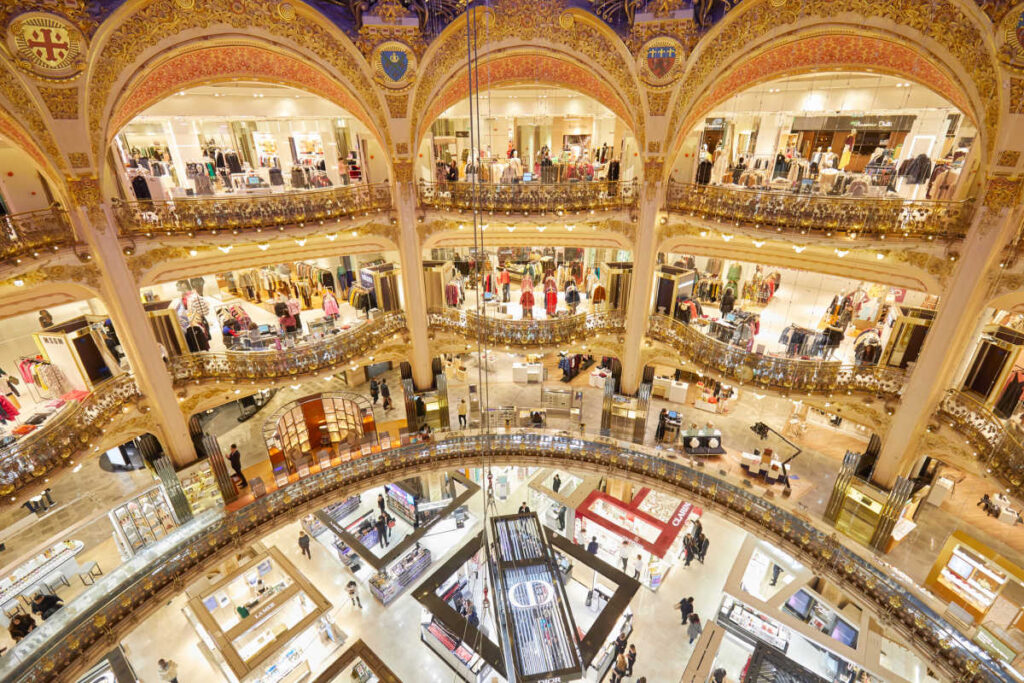 Galeries Lafayette Paris girls trip