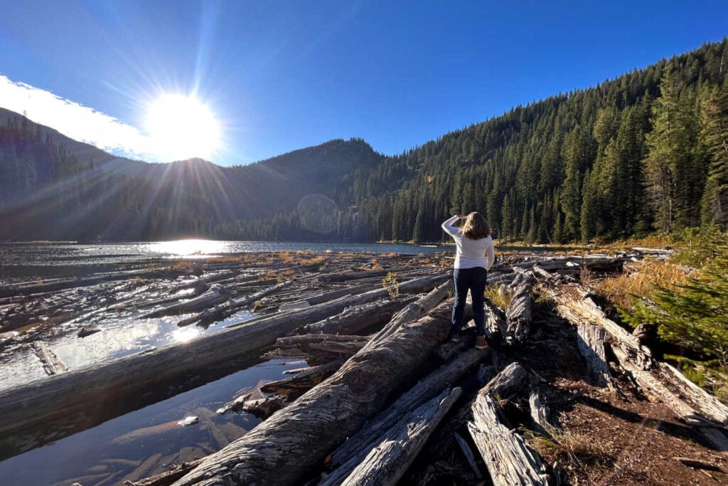 Hiking Diamond Lake