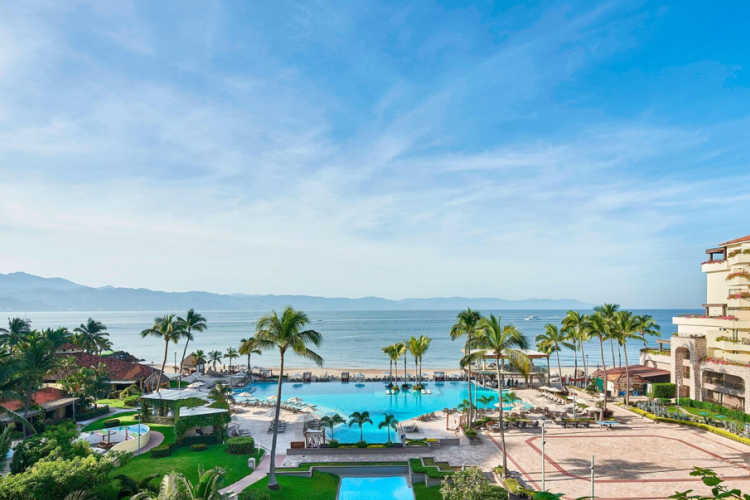 Marriott Puerto Vallarta - Multigenerational Vacations