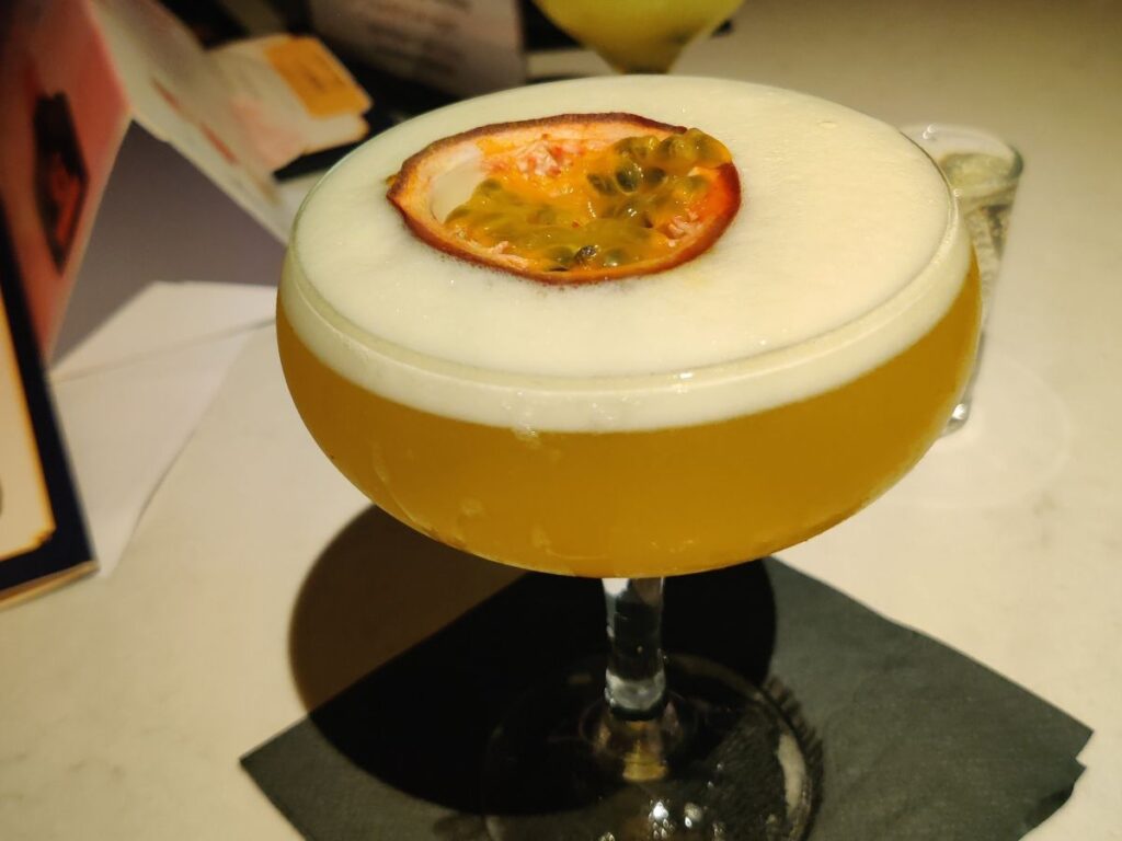 nolita-cocktails-travelaroundireland