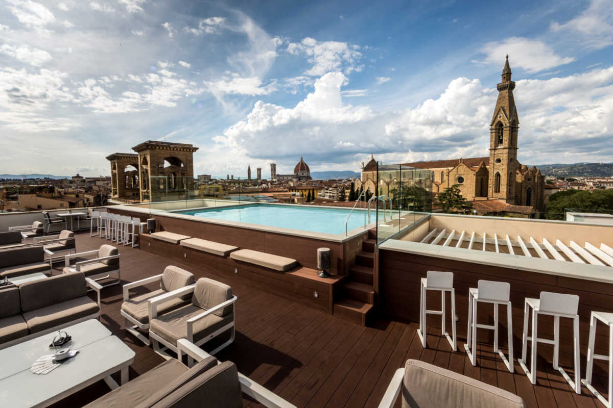 Plaza Hotel Lucchesi Florence rooftop pool