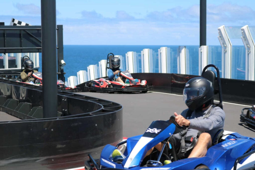 Race track Norwegian Bliss-2