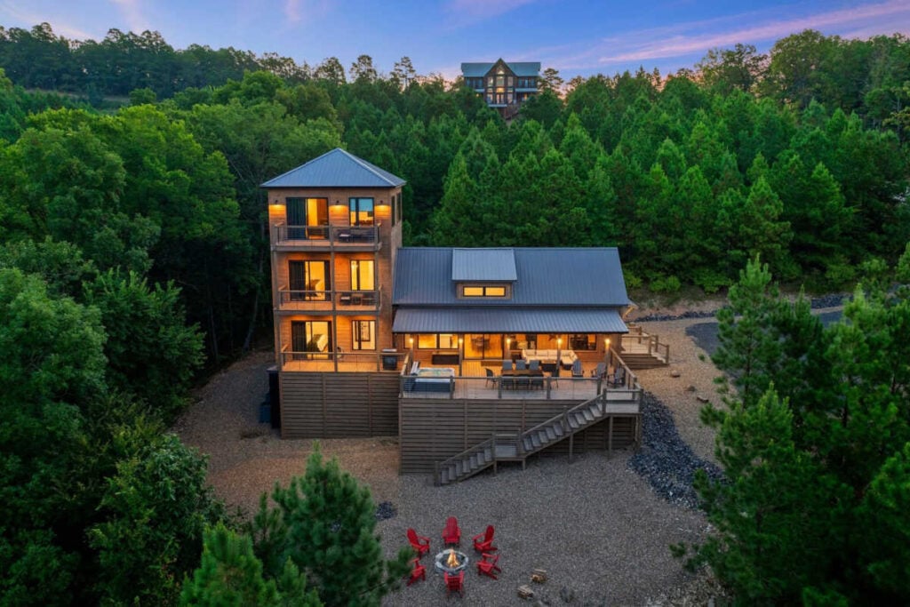 Skyfall Lodge Broken Bow