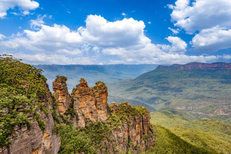 Three Sisters Blue Mountains Sydney Weekend Getaways