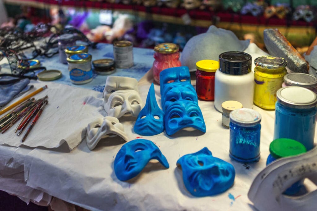 Venice mask making