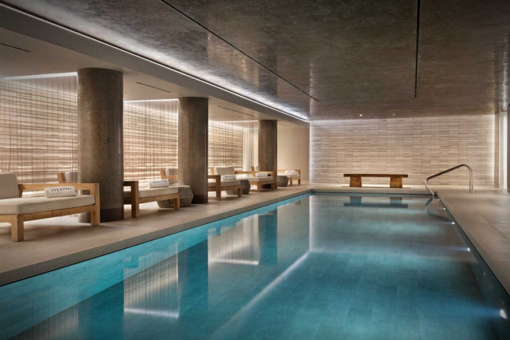 Westin_Heavenly Spa Pool1